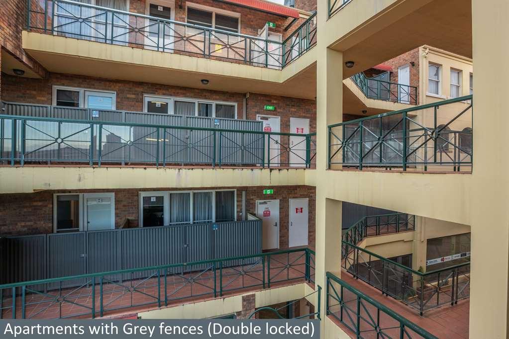 Carlton Clocktower Apartments Hotel 3*